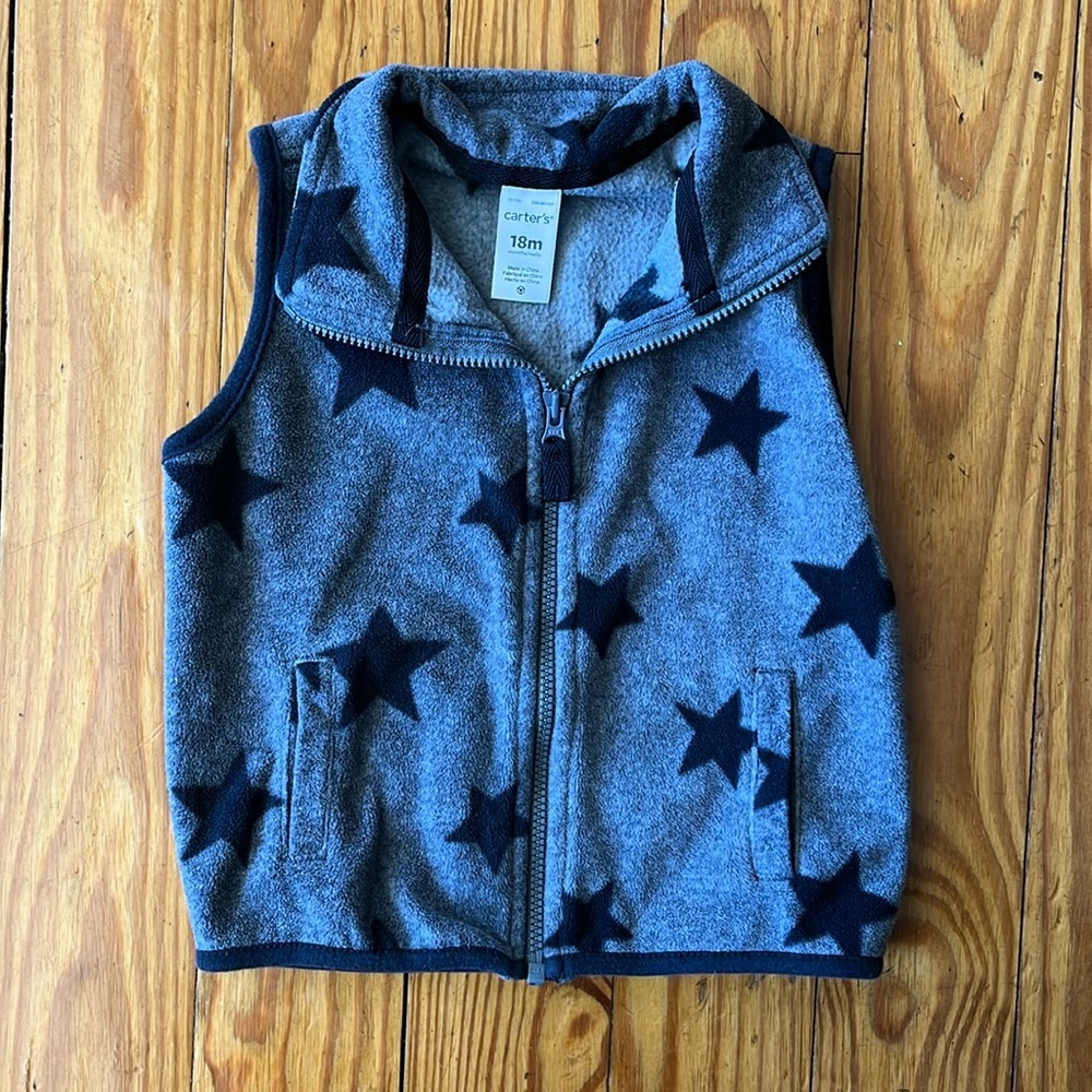 🍼Grey Vest with Black Stars🍼